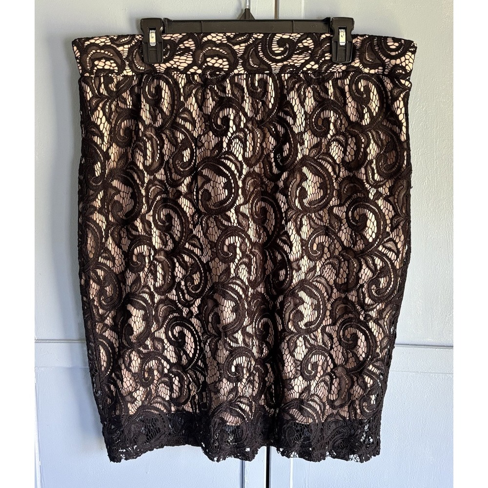 Maurices Plus Black Lace Pencil Skirt Size 2 Nude Lined Stretch Knee Length